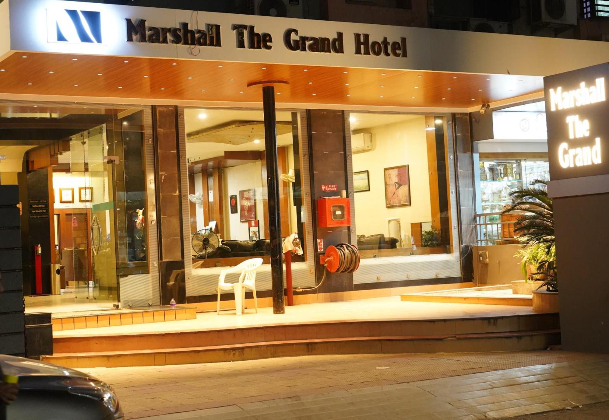 Marshall The Grand Hotel Ahmedabad Luaran gambar
