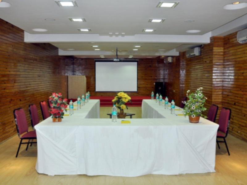 Marshall The Grand Hotel Ahmedabad Luaran gambar